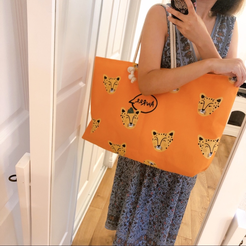 Cute Weekender Bag - Picture 3 of 7